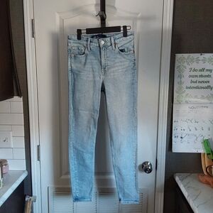 Gap High-rise Universal Legging